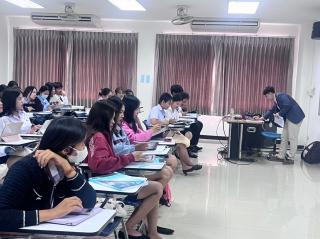 11. Day 1 โครงการพัฒนาทักษะด้านภาษาอังกฤษ สำหรับนักศึกษาครู